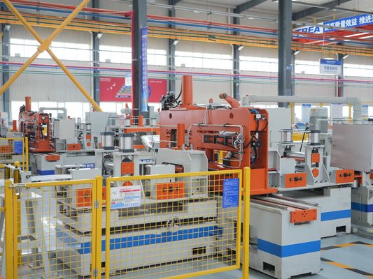 kopen Gegalvaniseerde Omega Profile Roll Forming Machine 0,3 mm - 0,8 mm C-kanaal online manufacture