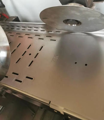 kopen 1m/min - 30m/min Kabelbak Roll Forming Machine Kabelbak Maker Machine OEM online manufacture
