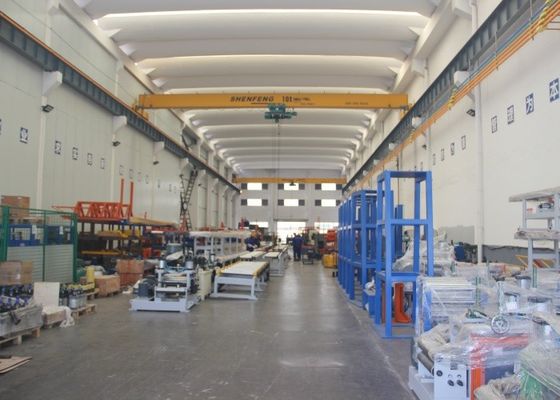 kopen 0.3mm - 1.5mm Strut Roll Forming Machine Standing Seam Machine 50Hz online manufacture