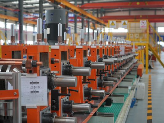 kopen Automatische stalen plaat rollenvormende machine met stapler online manufacture