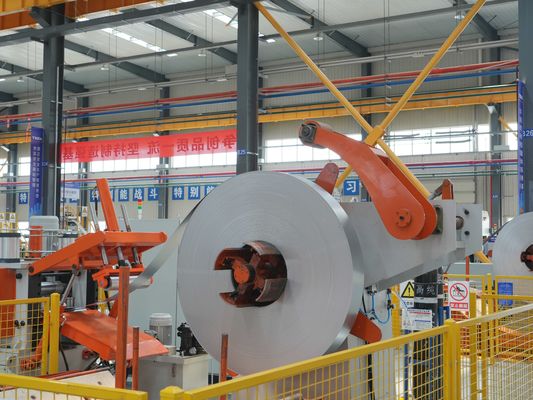 Machines voor het vormen van consistente purlin rollen