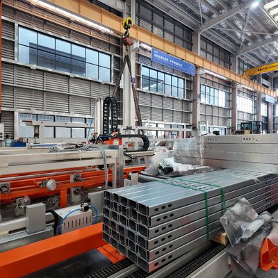 Rolvormmachine voor beugels met HMI-oppervlak